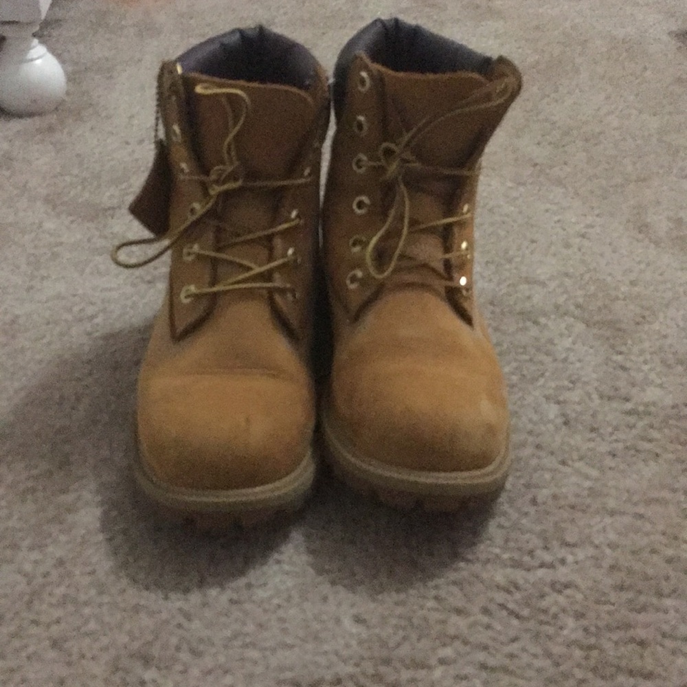 Women’s wheat timberland boots